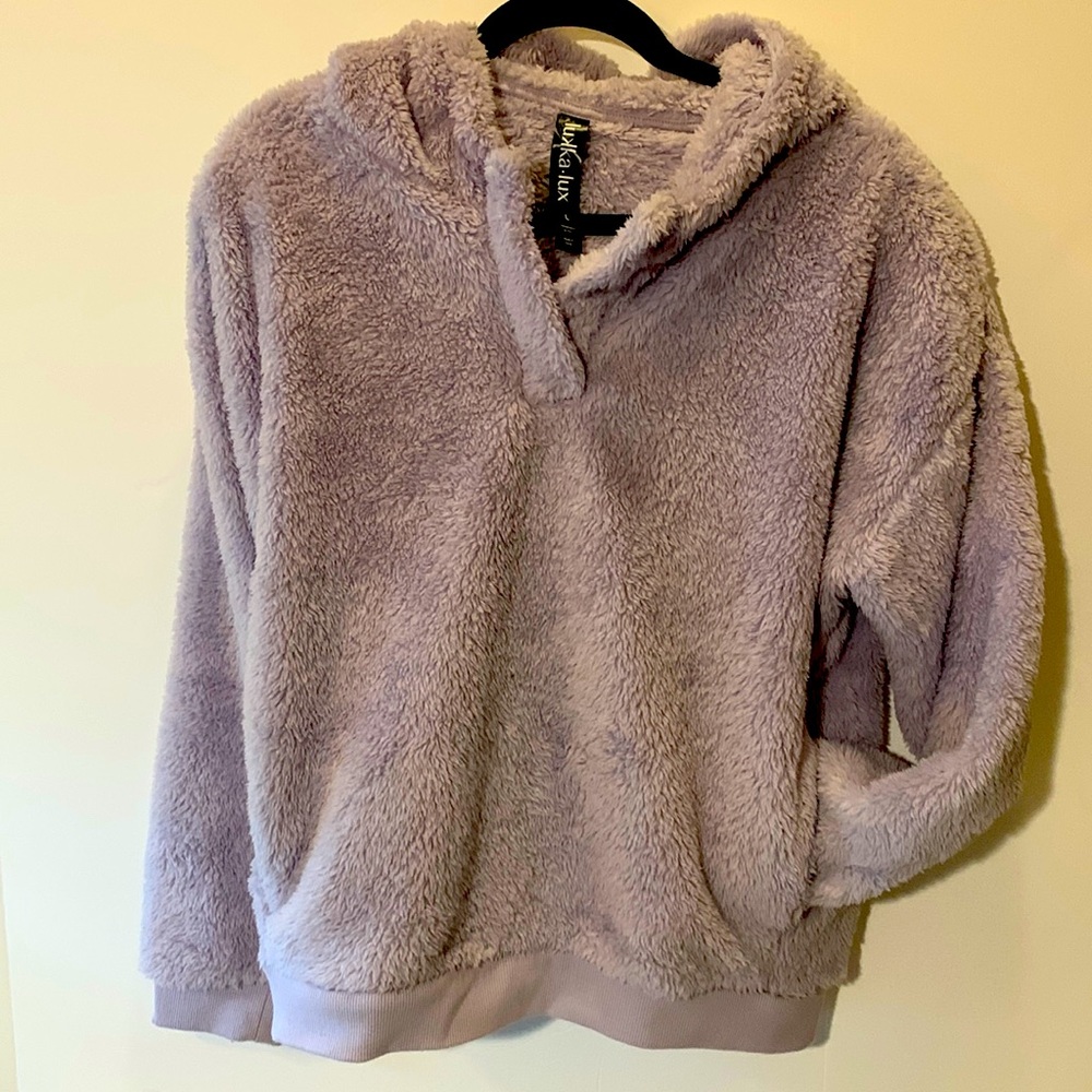 Lukka-lux lavender fleece hooded pullover